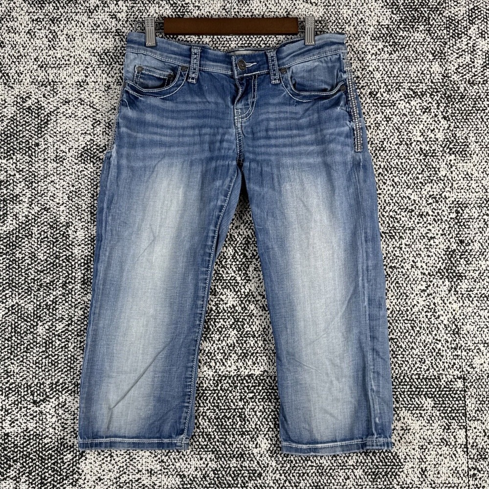 Buckle Women’s Size 27 Denim Blue Cropped  Capri Jeans Low Rise